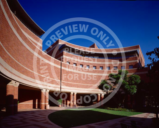 Curved View of Anderson